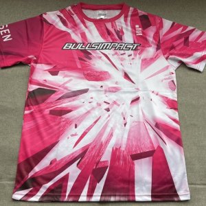 画像1: 【メール便/配達日時指定不可】GOSEN　ブルズインパクトTシャツ　マゼンタ/J23P1696 (1)